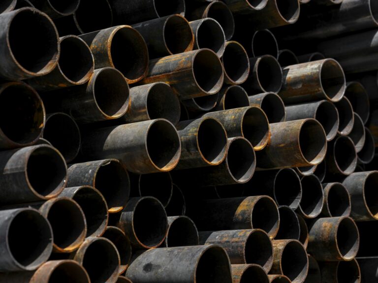 Steel pipes